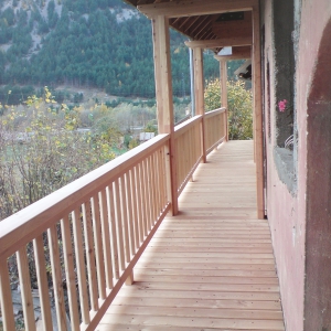 Création d'un balcon à La Roche De Rame